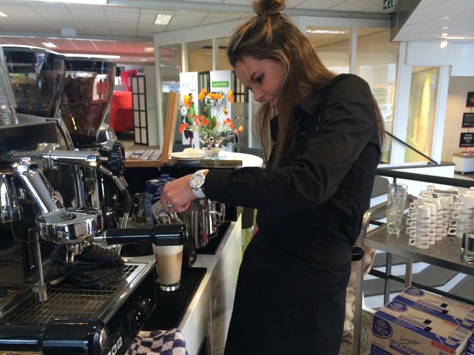 Koffiemachine met barista huren